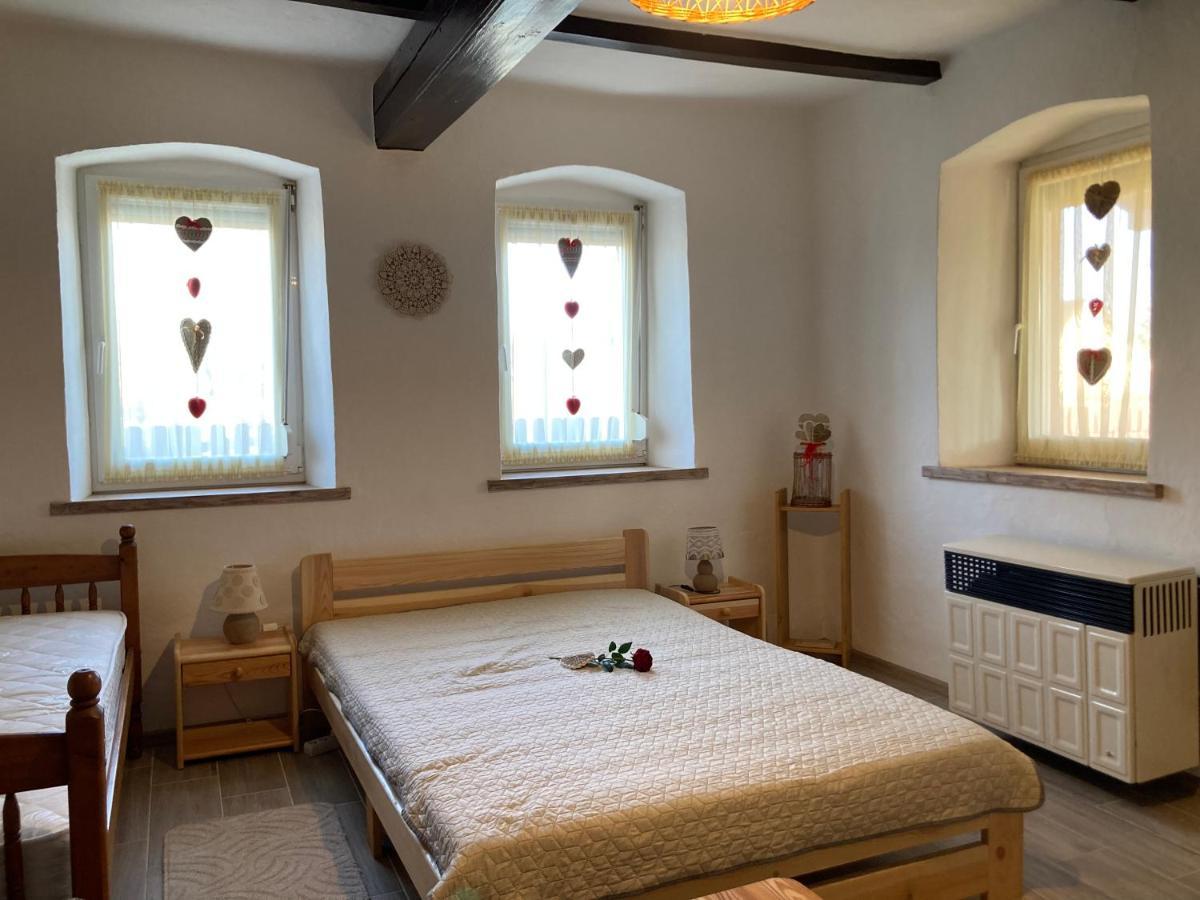 Tiszavirag Vendeghaz Apartment Tiszacsege Екстериор снимка