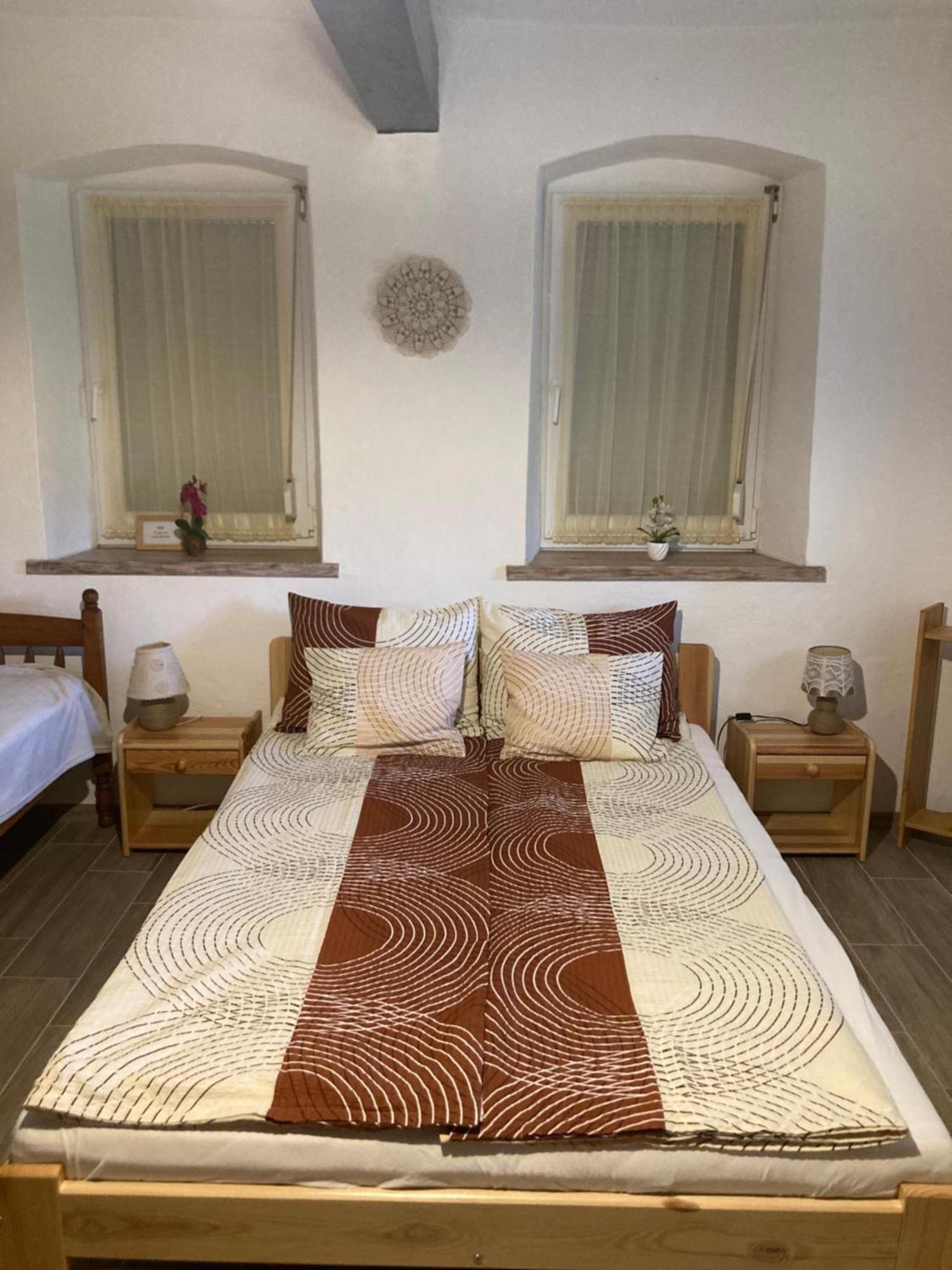 Tiszavirag Vendeghaz Apartment Tiszacsege Екстериор снимка